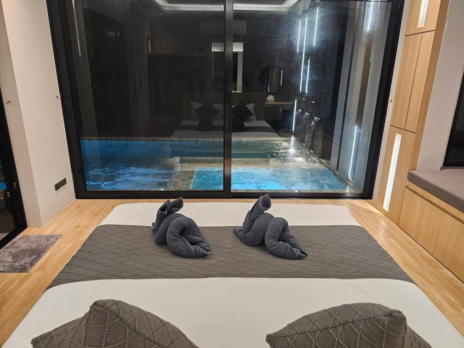 Riverla Villa